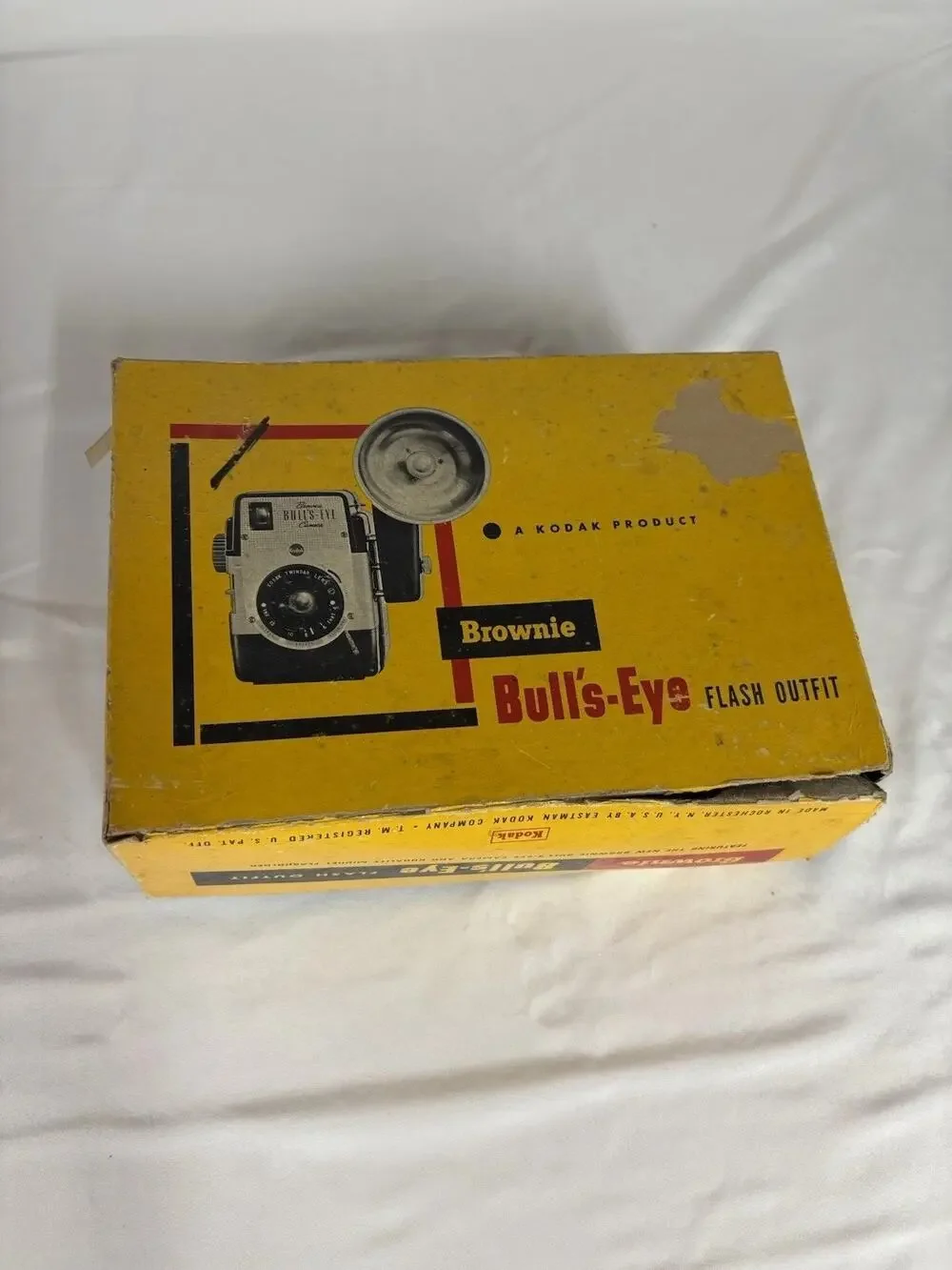 Kodak Brownie Bulls-Eye Camera Flash Outfit Vintage